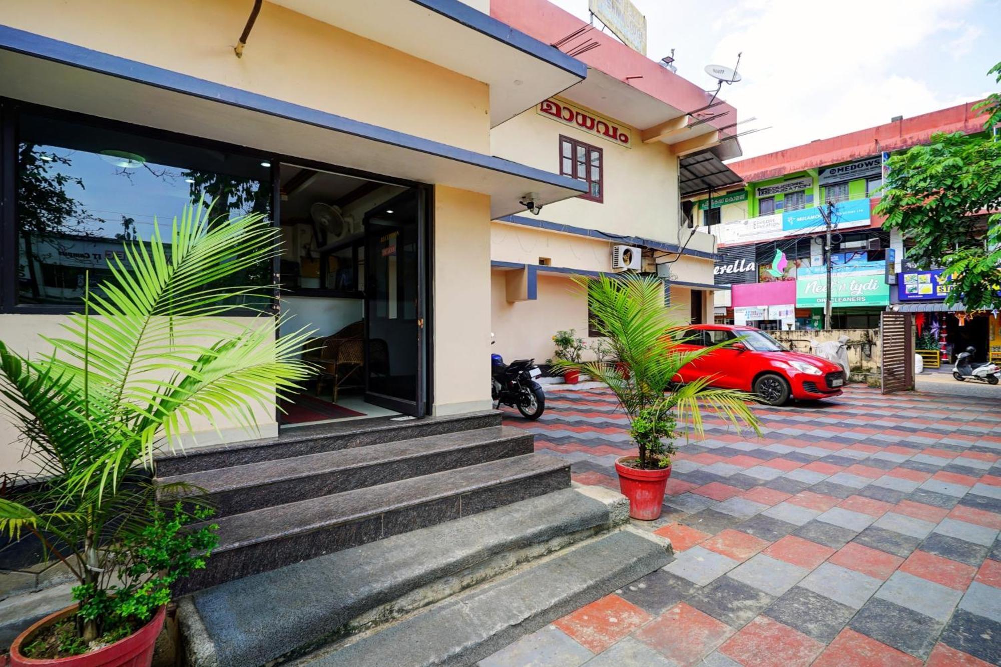 Hotel O Lekshmi Rooms & Villas Mavelikara エクステリア 写真